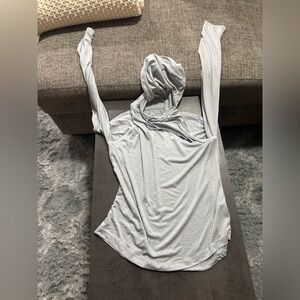 Grey Under Armour hoodie. Size large. #hoodie